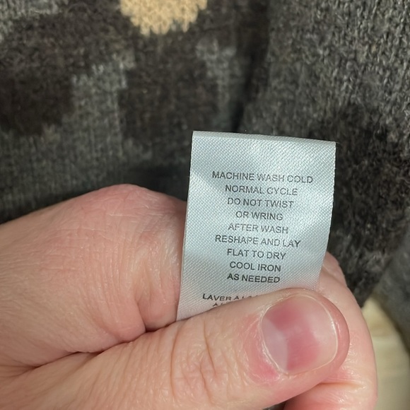 T Tahari size small brown floral button down crop cardigan sweater - Picture 6 of 7